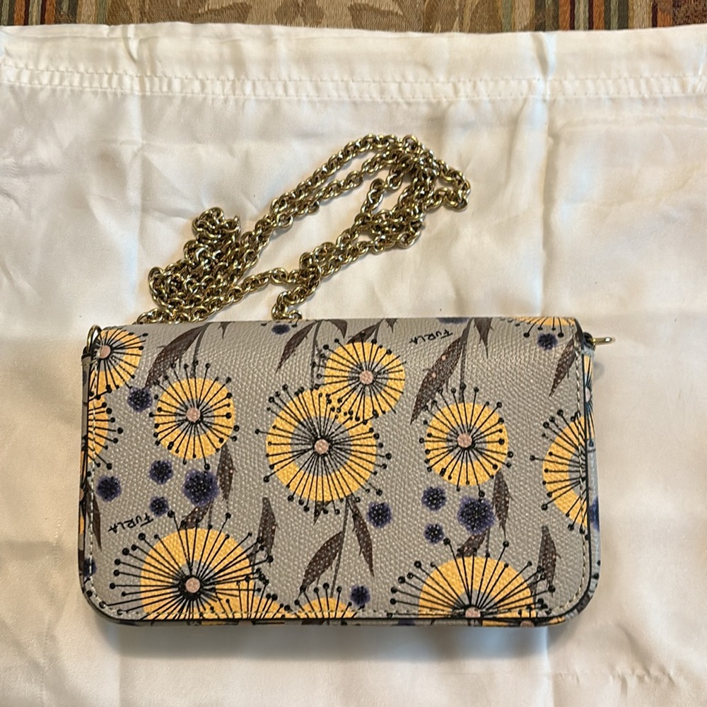 Furla small purse with gold chain strap - Picture 2 of 3